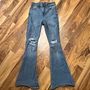 Hollister jeans.